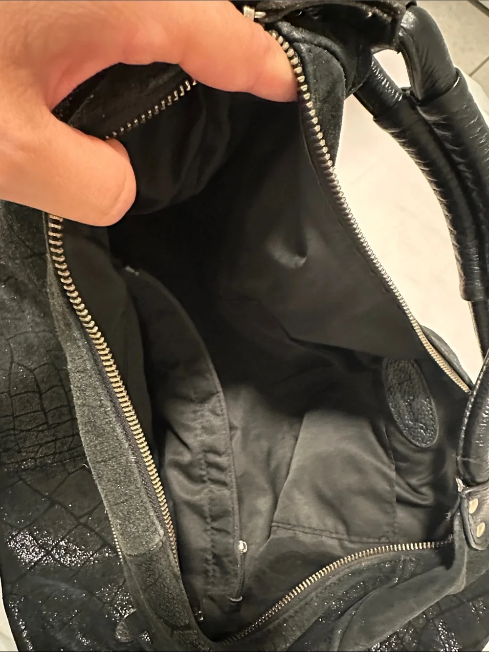 Lola Bernard Leather Elegant Black Crocodile-Embossed shoulder Hono Large Bag